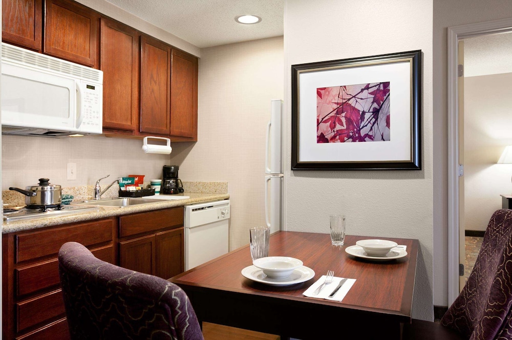 Homewood Suites by Hilton Wallingford-Meriden 39/44