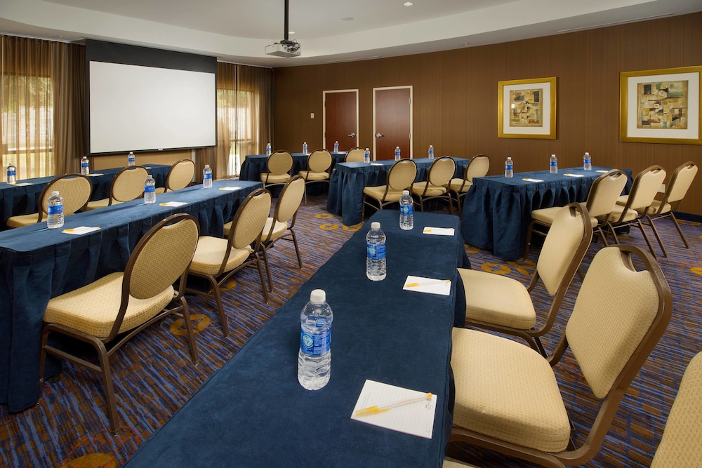 Courtyard By Marriott San Antonio Seaworld Lackland 41/45