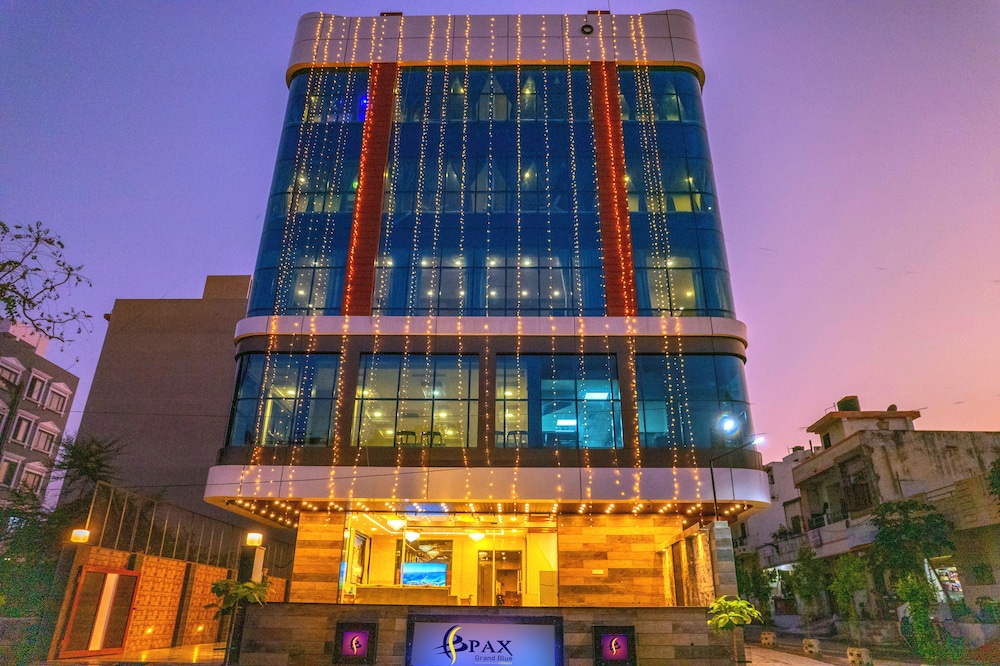Pax Grand Blue Udaipur photo1