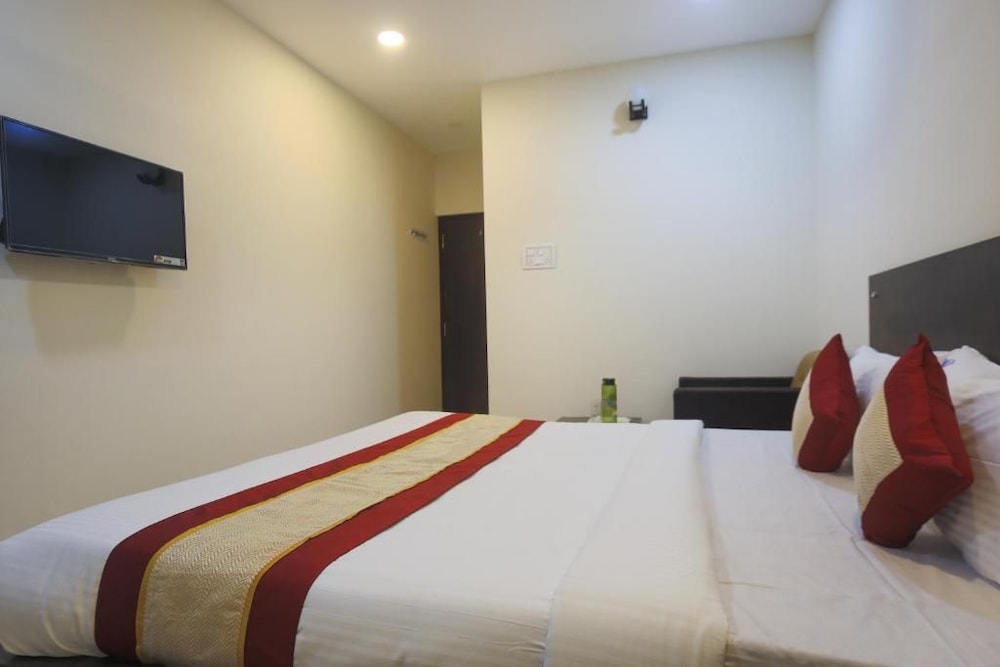 Balaji Residency 25/51