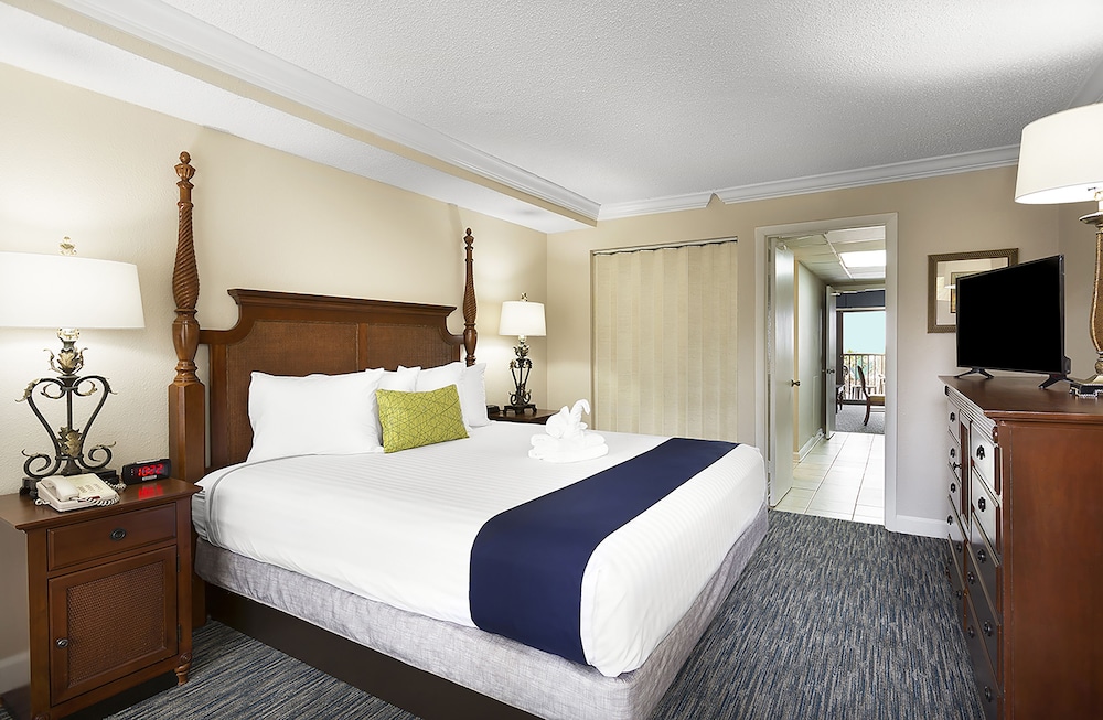 TOWER, SUITE, KING BED, OCEAN FRONT, BALCONY