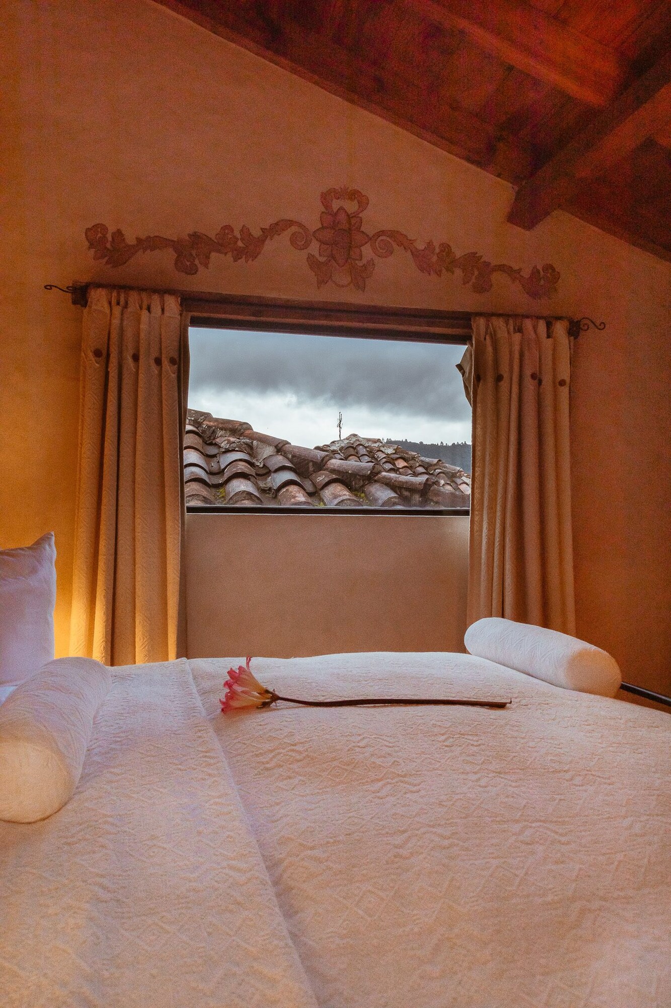 Deluxe, King Bed