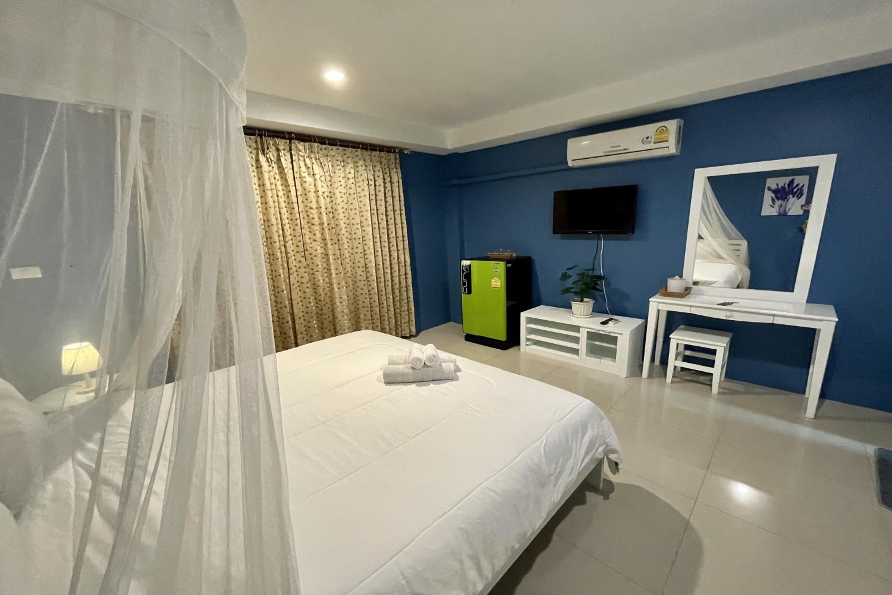 be rich hotel