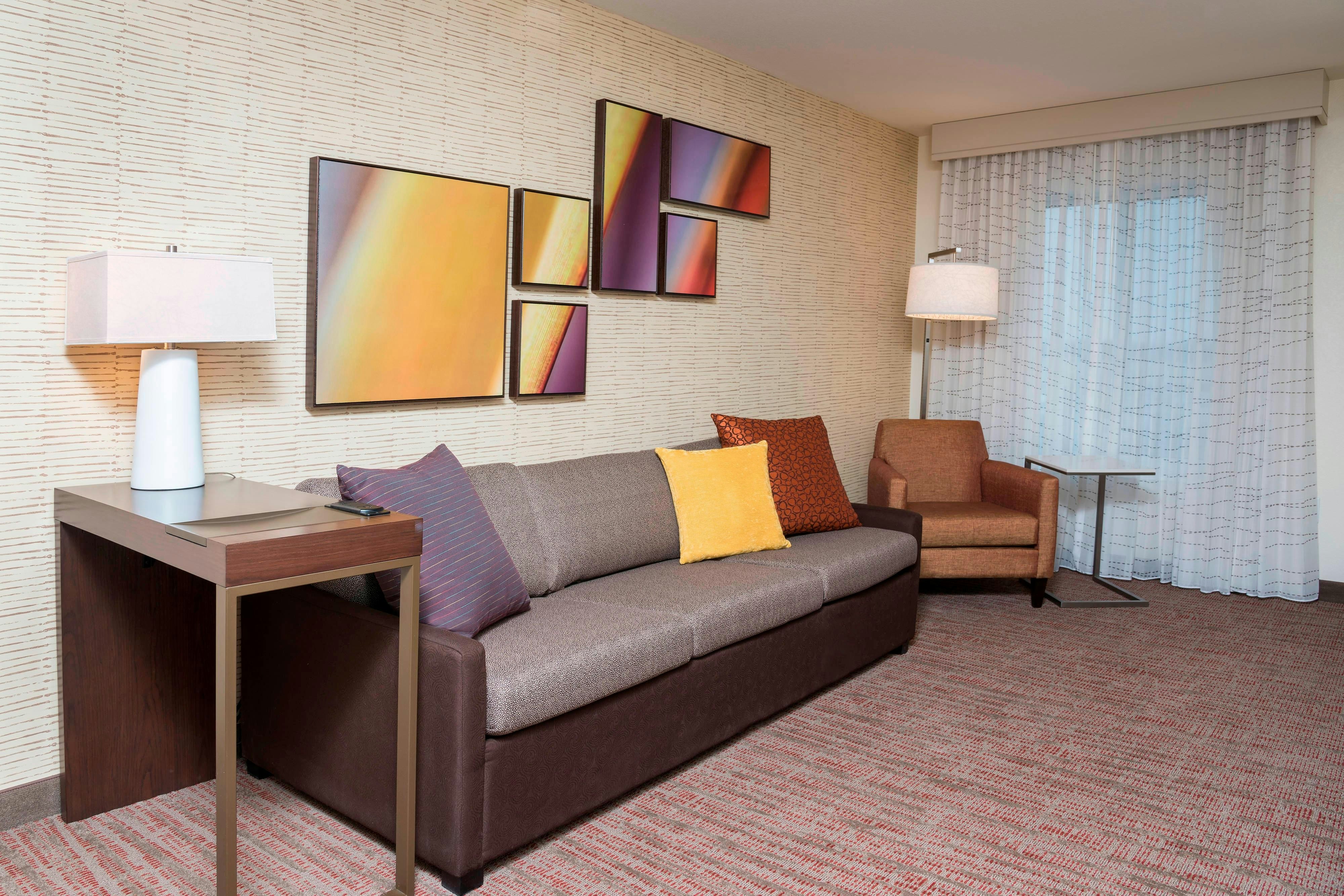 RESIDENCE INN GREEN BAY DOWNTOWN 25/58