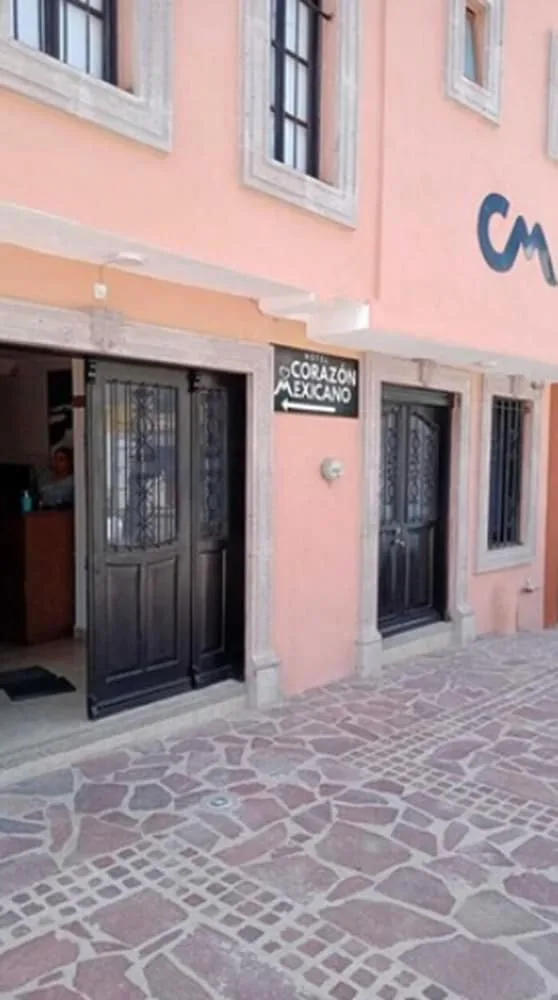 Hotel Casa Autora 40 4/24
