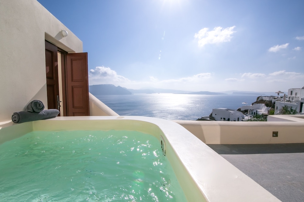 Aloia Villas 47/50