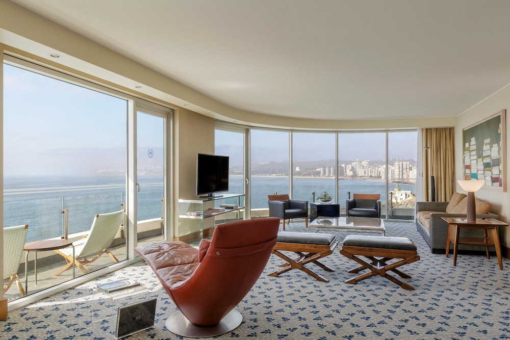 Sheraton Miramar Hotel and Convention center 23/60