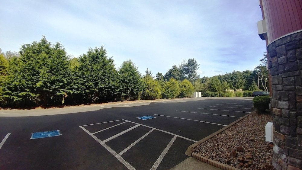 Palace Inn Suites Lincoln City 21/38