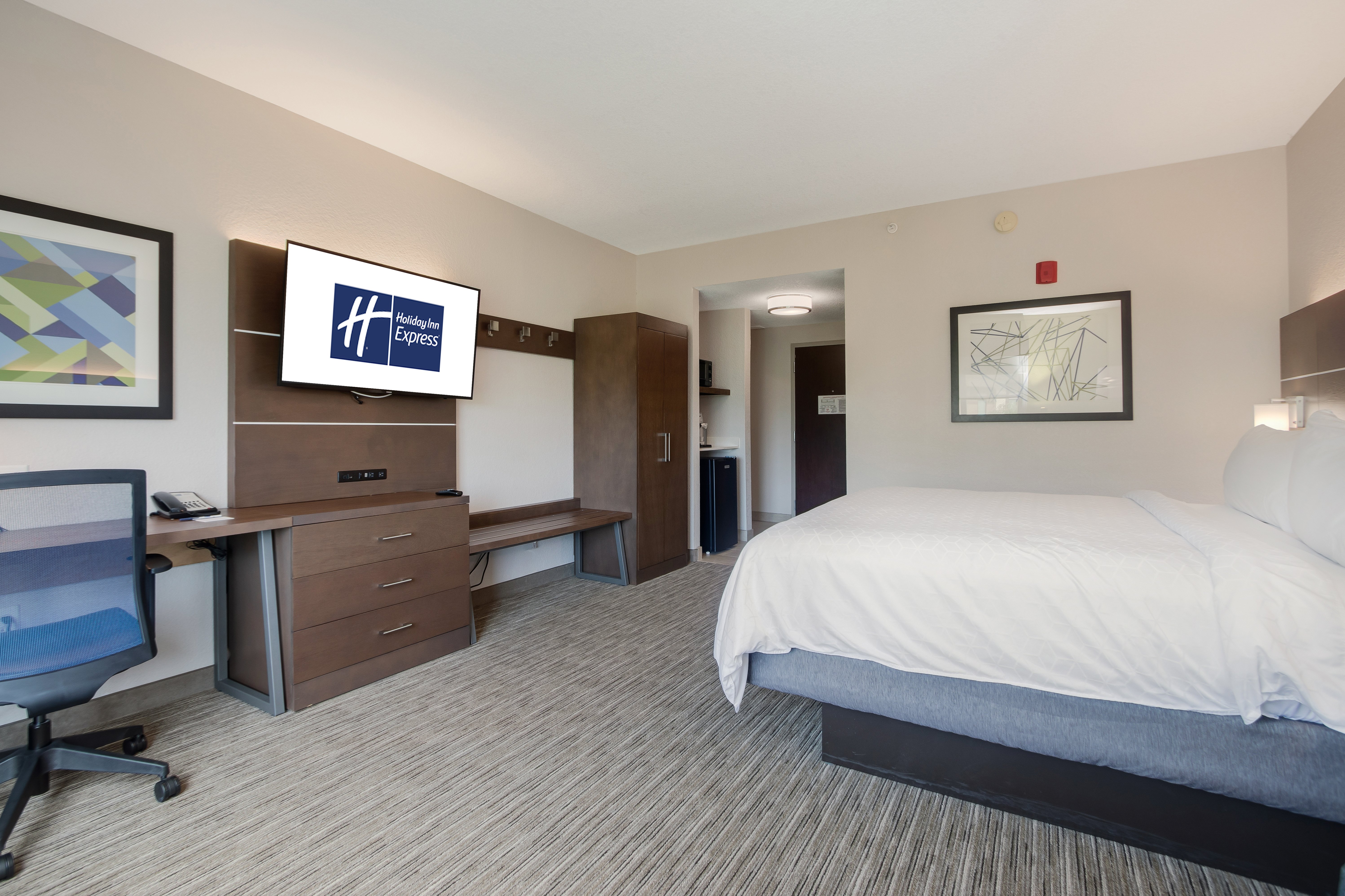 Leisure, King Bed