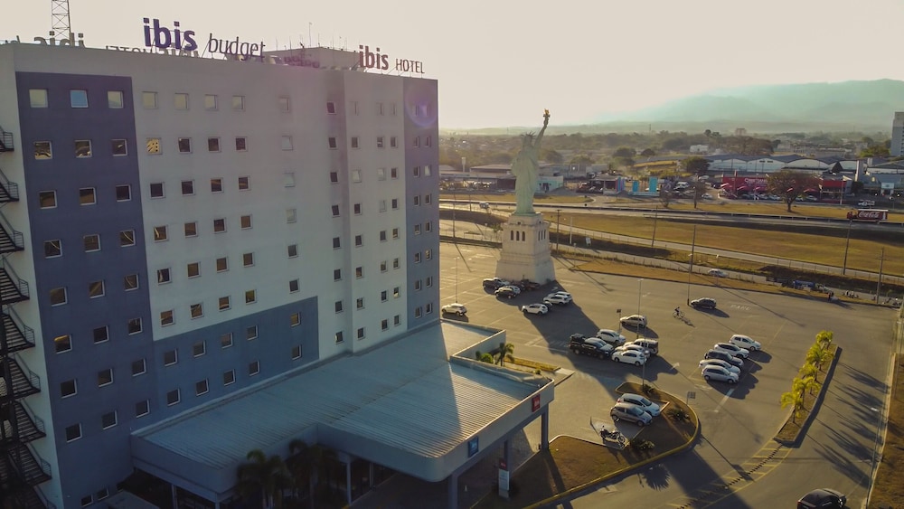 Ibis Budget - Circuito da Fe 2/50
