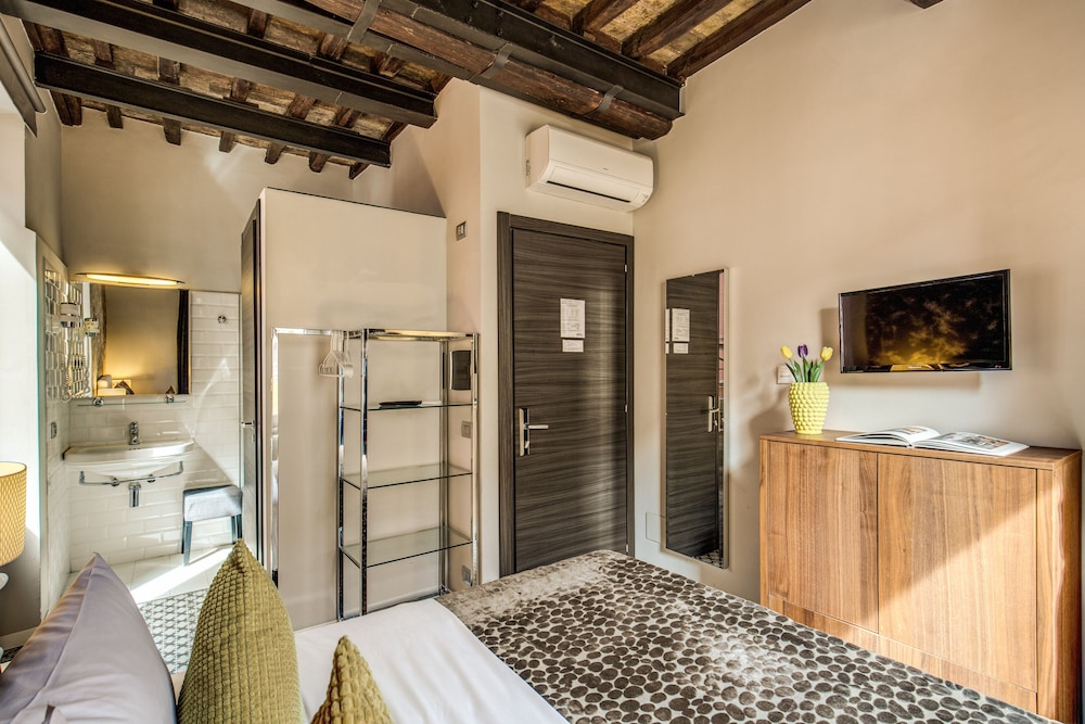 Trevi B&B Roma 74/74