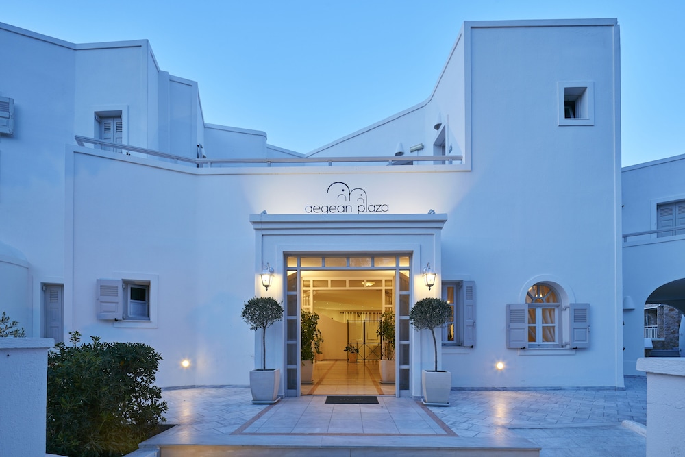 Aegean Plaza Hotel in SANTORINI