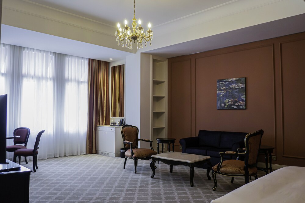 ANIM Boutique Hotel 24/37