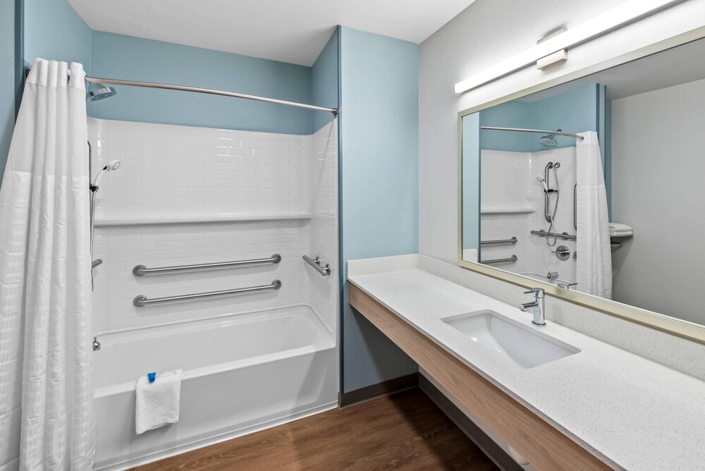 WoodSpring Suites Santee - San Diego Northeast 44/49
