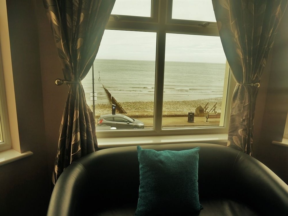 Shoreside Inn 24/29
