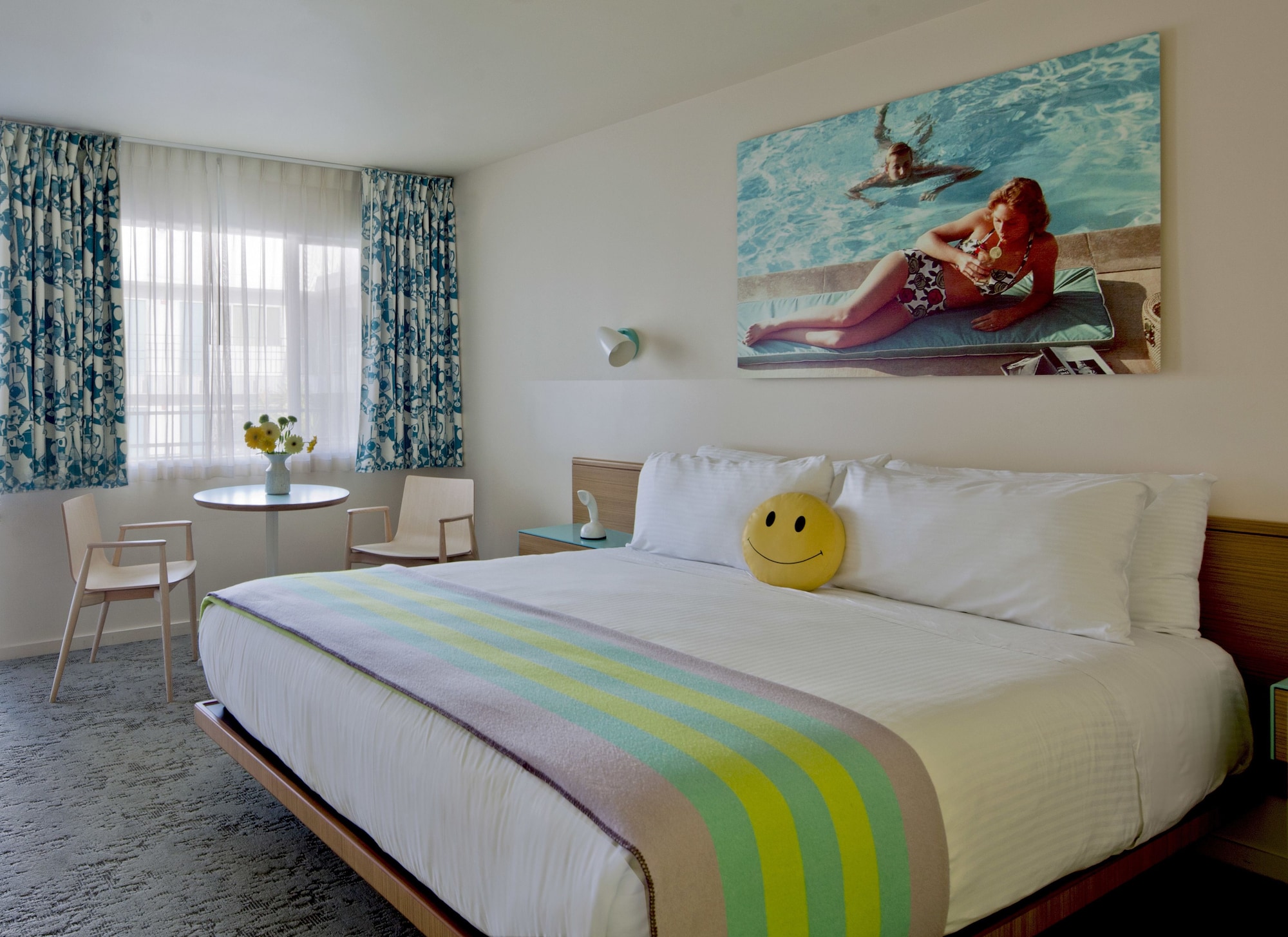 CLASSIC, KING BED