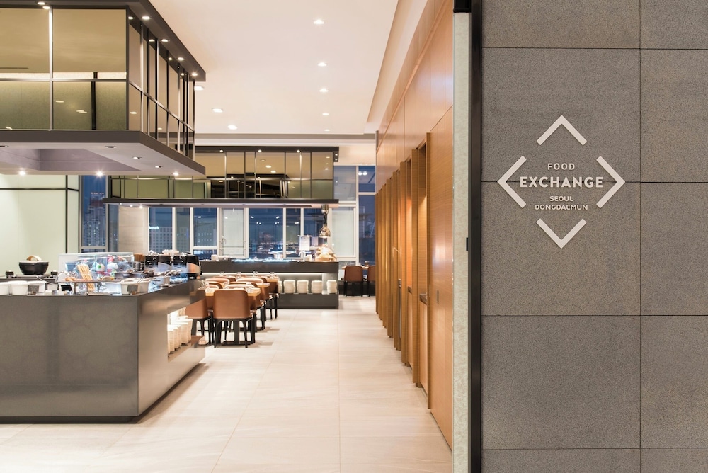 Novotel Ambassador Seoul Dongdaemun Hotels and Residences 10/75