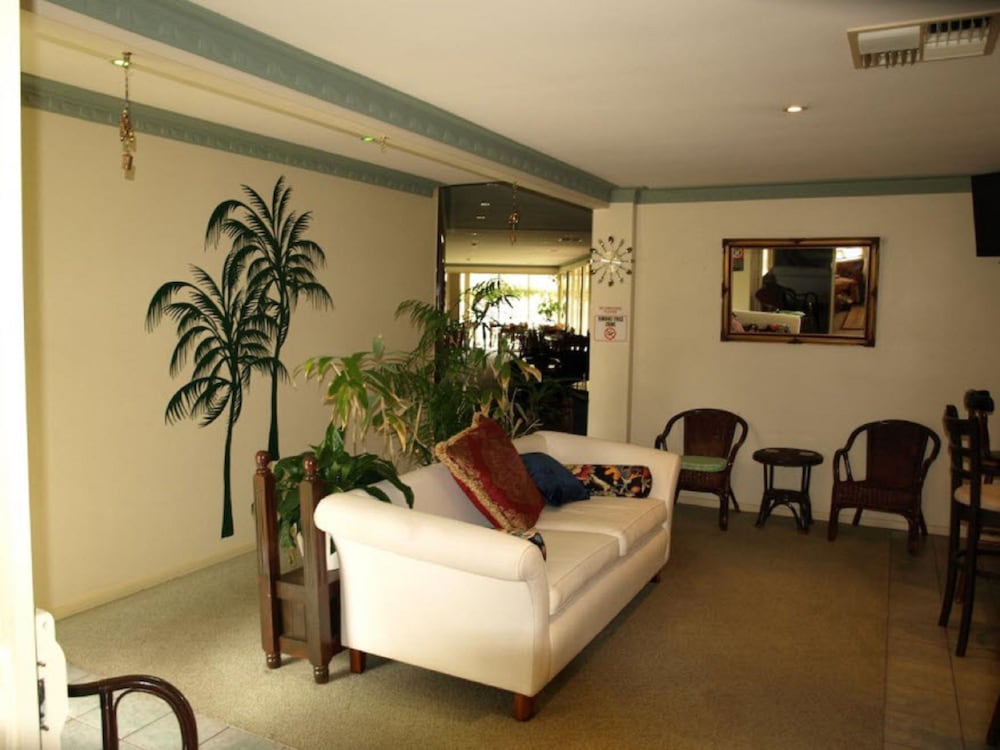 Civic Motor Inn Cowra 45/71