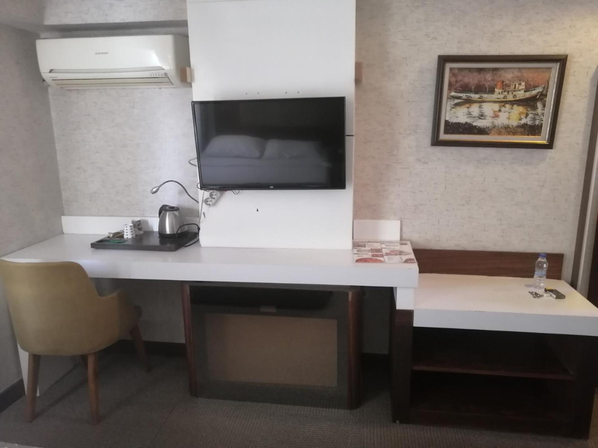 mostar hotel prestige 41/50