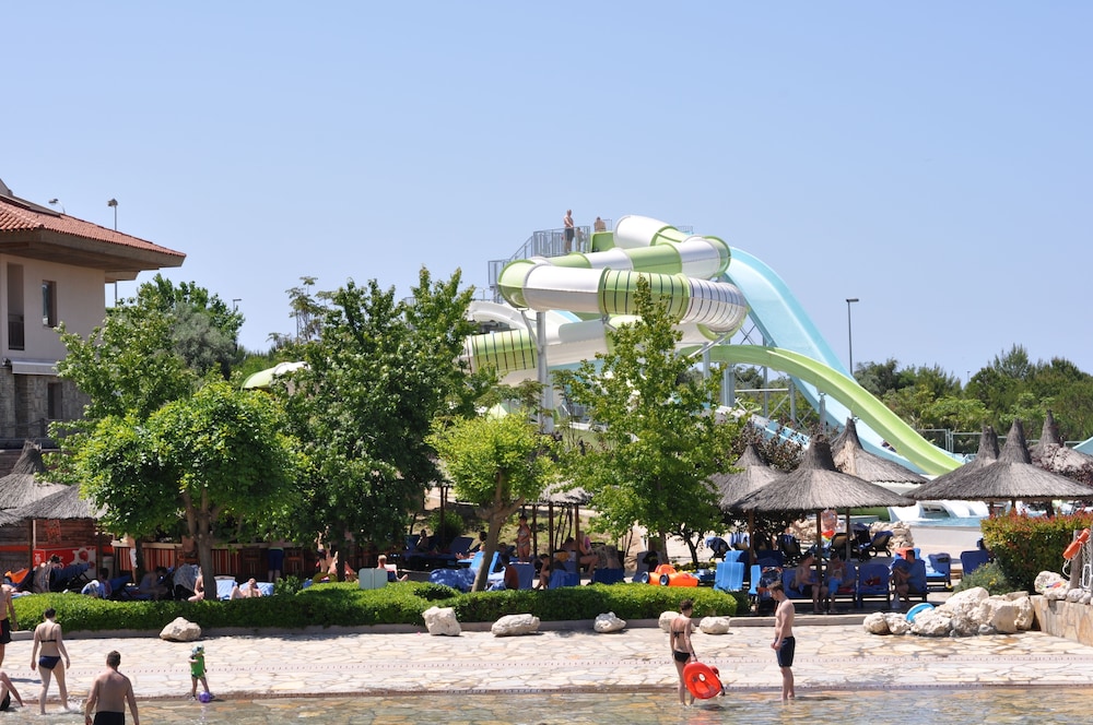 Club Grand Aqua 53/64