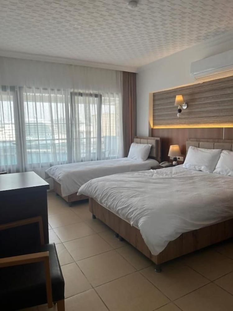 Stella Hotel 14/34