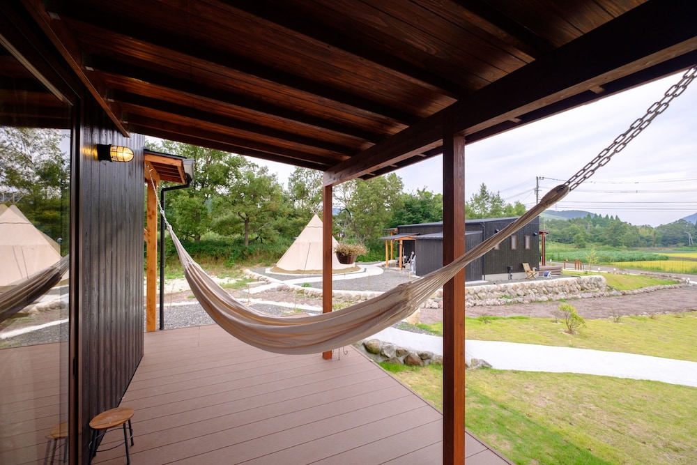 The Sense Of Wonder Holistic Glamping 33/50