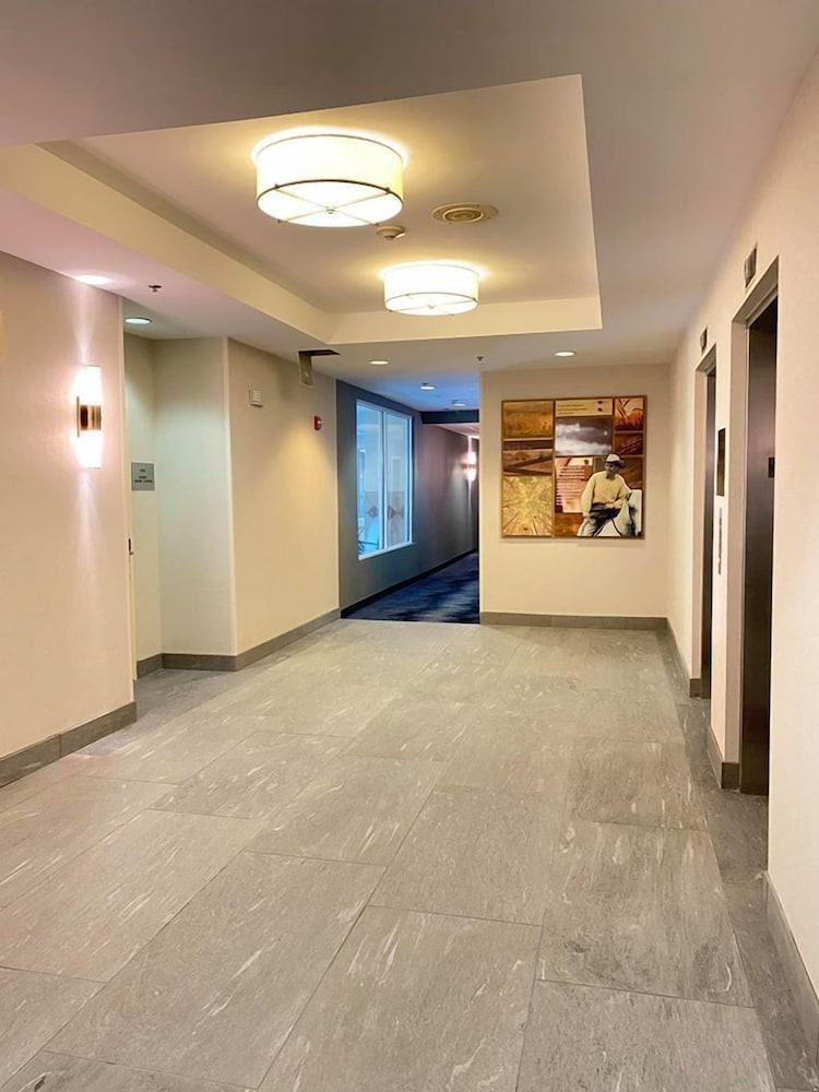Fairfield Inn & Suites By Marriott Waco North 70/73