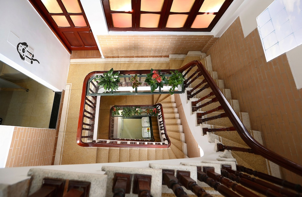 Hanoi High Five Hostel 2/21
