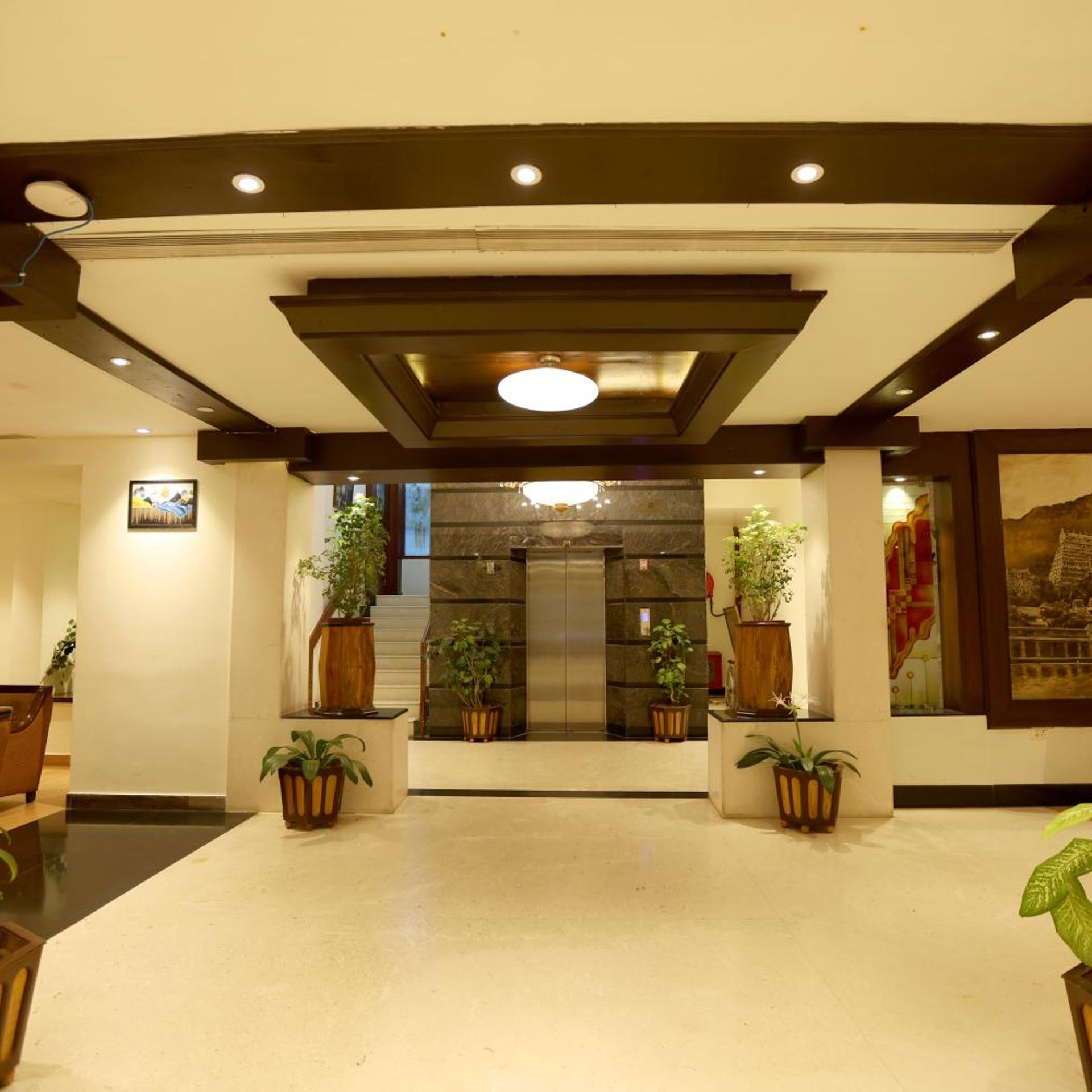 BREEZE RESIDENCY 13/55