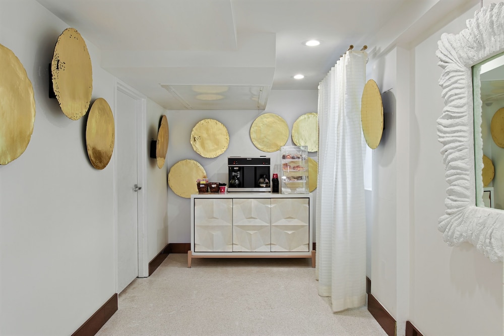 Hotel Ocean 34/64