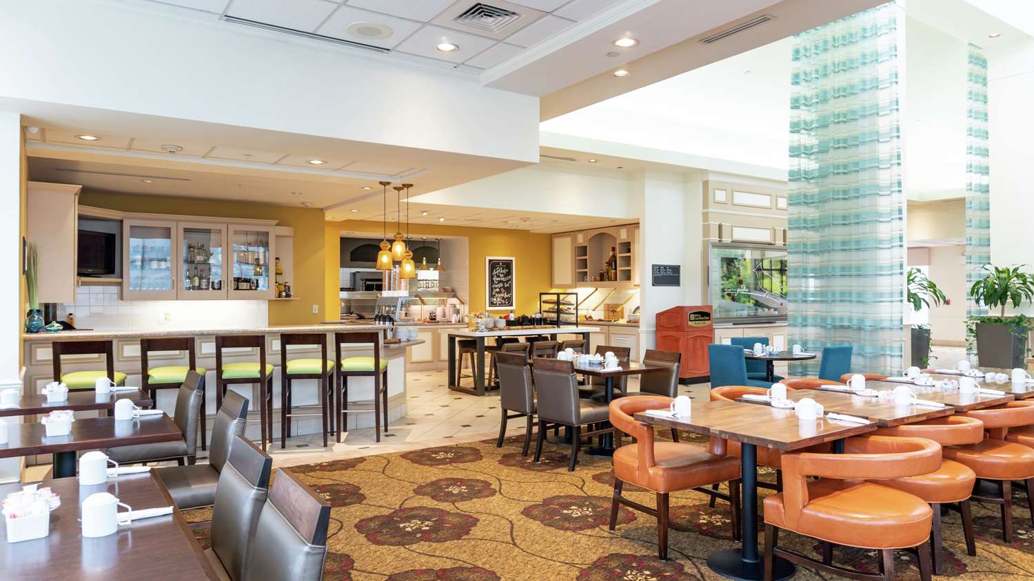 restaurant cafeteria