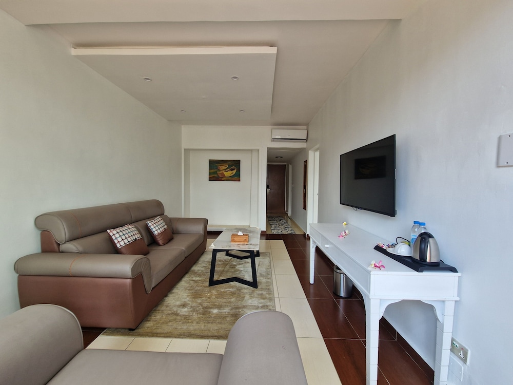 Golden Tulip Grande Comore Moroni Resort And Spa 48/70