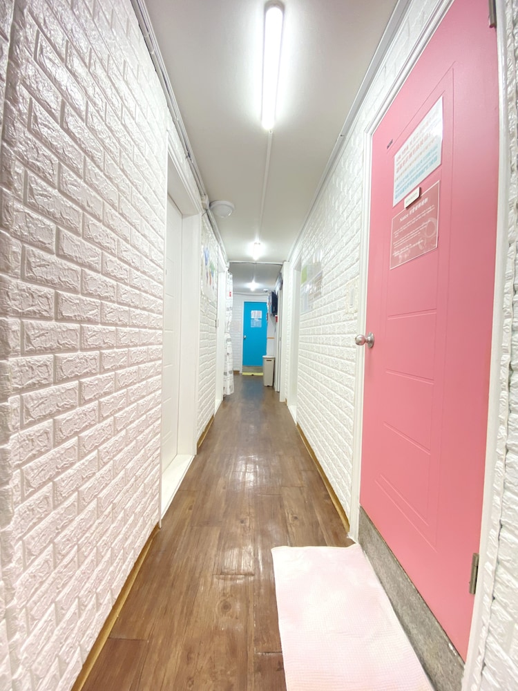 Aroha Guest House 6/67