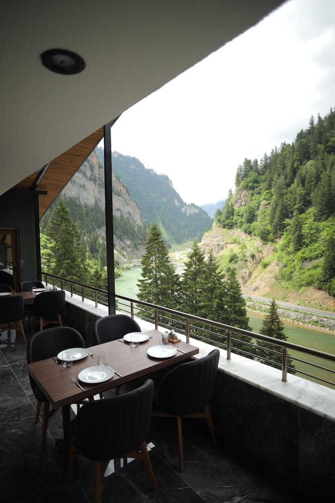 Pazarcik Mountain Hotel 38/50