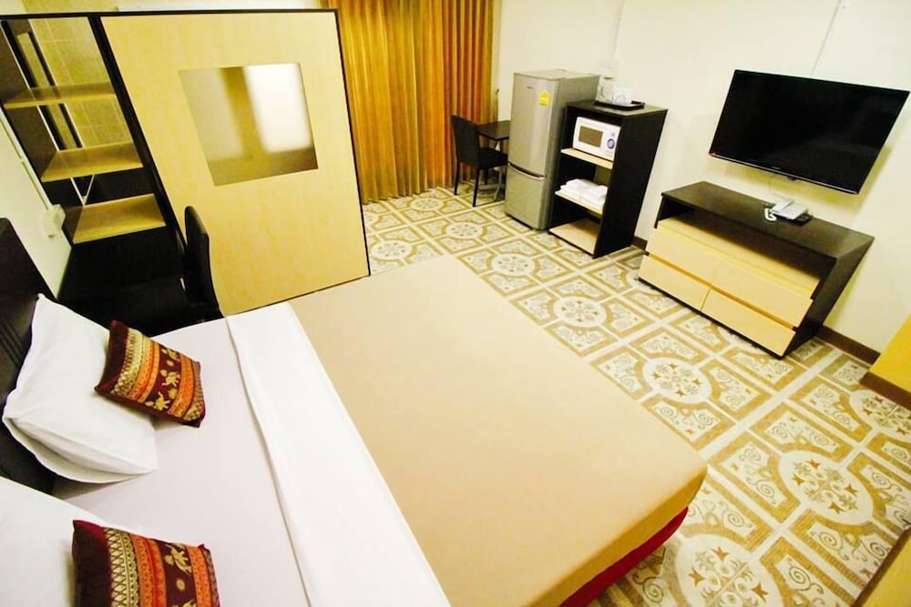 Ac Habitat Bangkok 28/58
