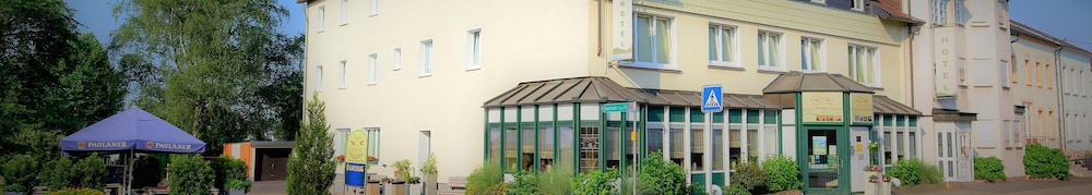 HOTEL MAURER 3/50