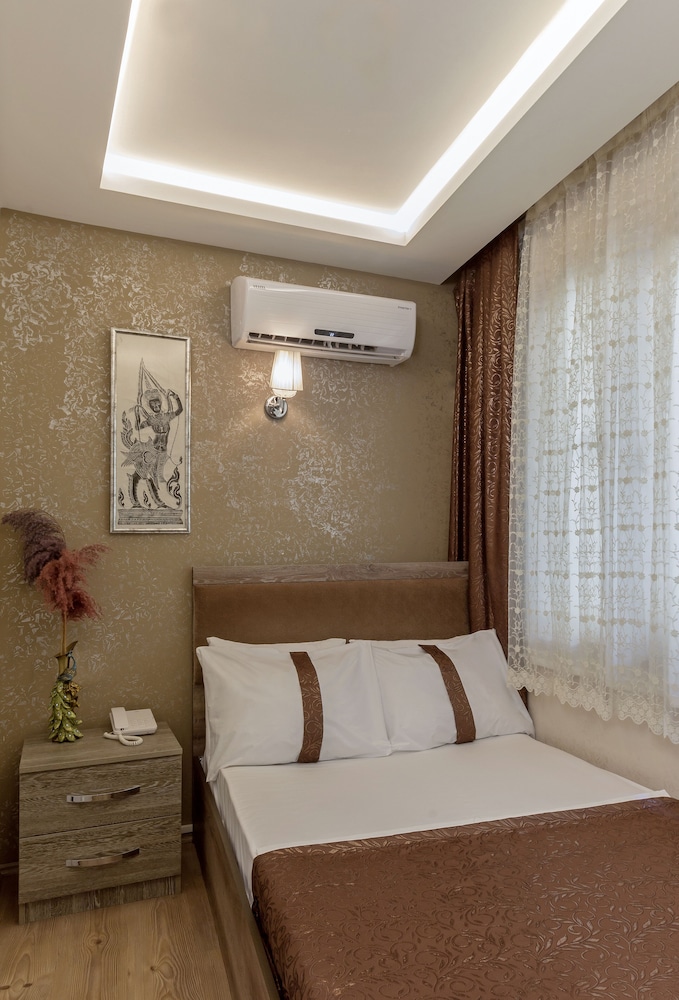 Carvan Hotel 26/55
