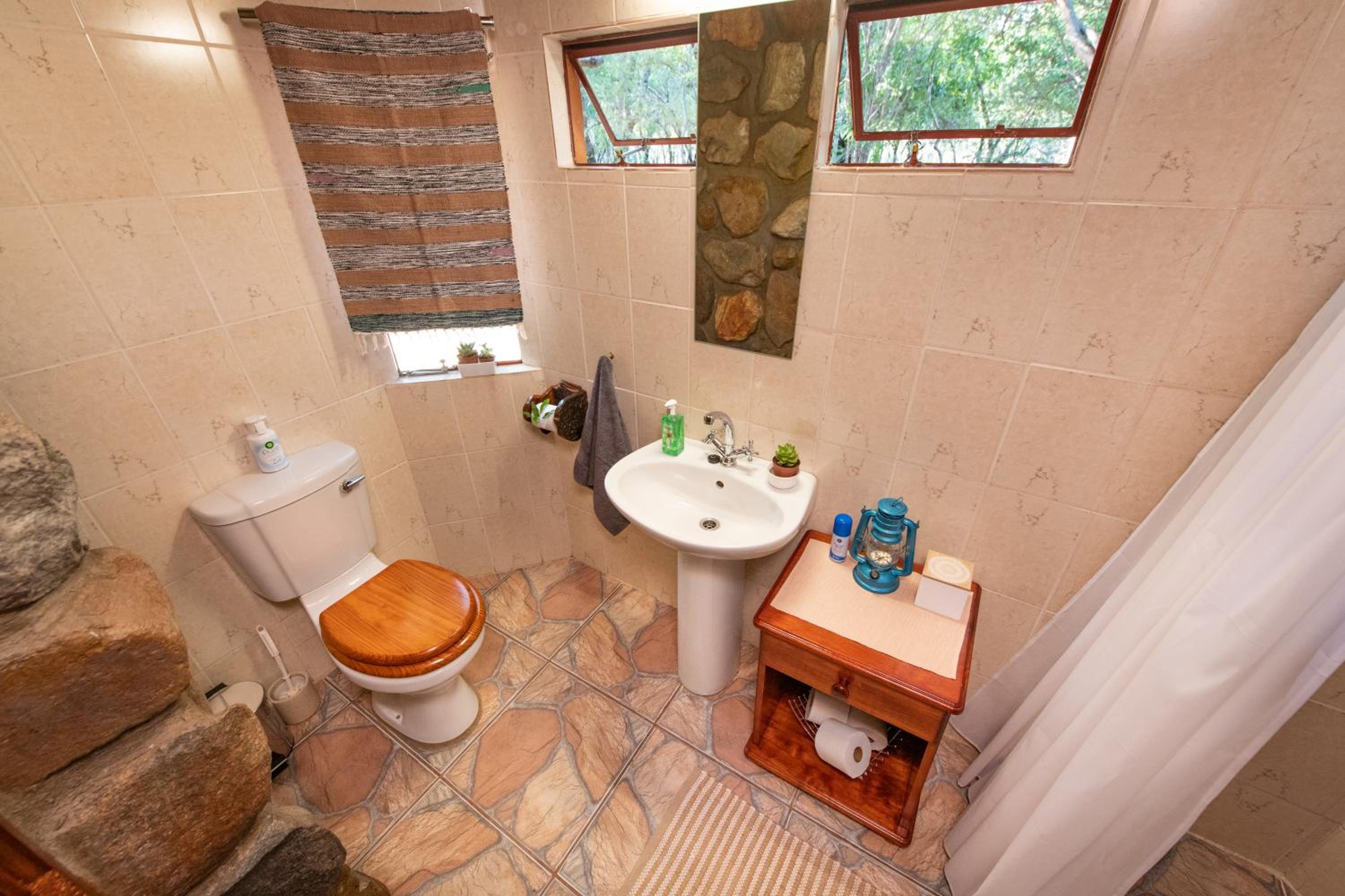 Shumba Safari Lodge 48/50