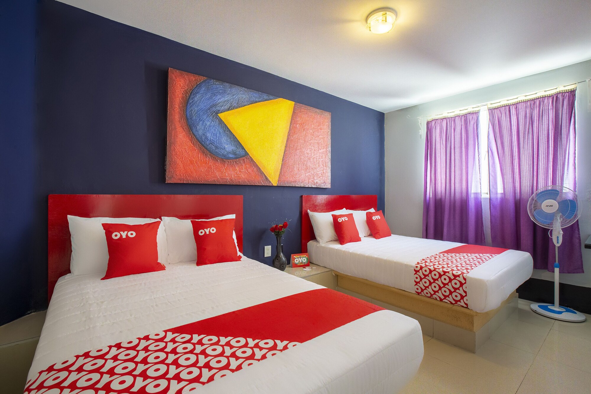 STANDARD, 2 QUEEN BEDS
