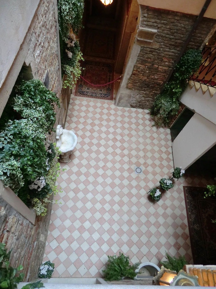 Locanda Ca Le Vele 37/40