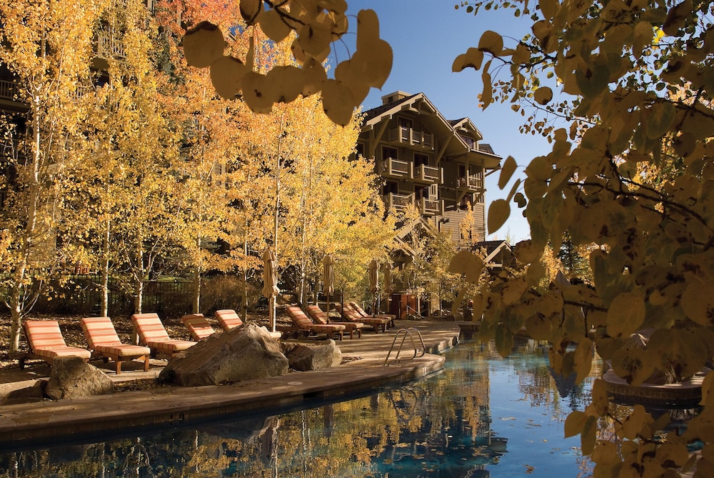 Four Seasons Resort and Residences Jackson Hole 5/80
