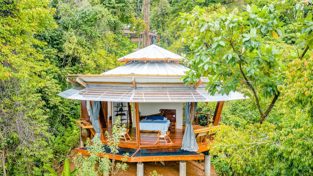 La Loma Jungle Lodge & Chocolate Farm 56/63