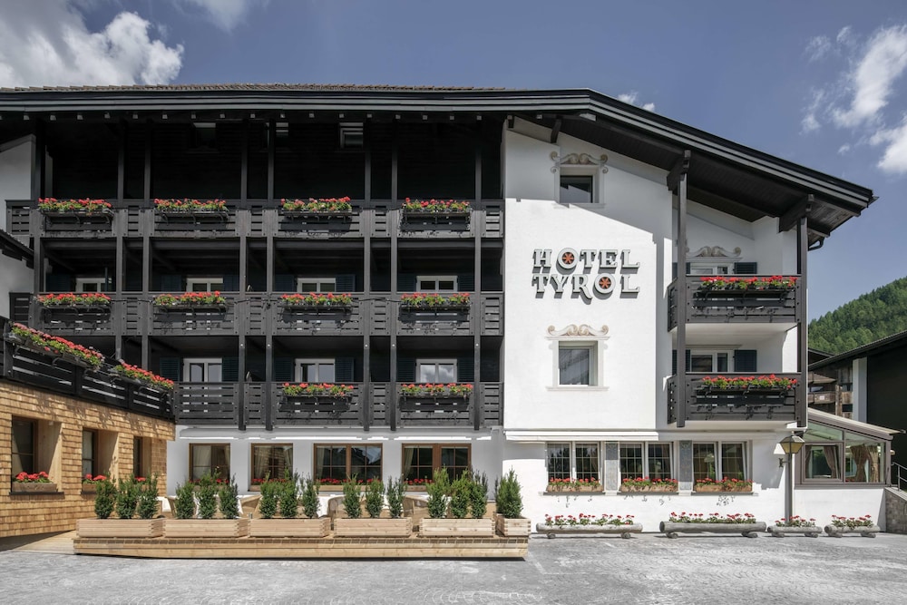 Hotel Tyrol 1/66