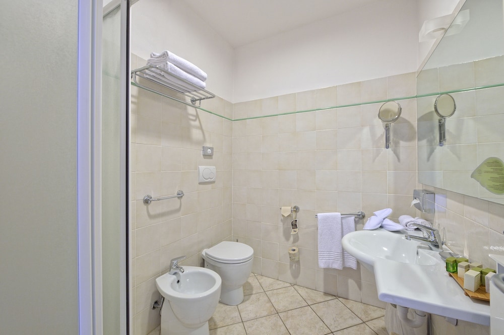 Hotel Liliana Diano Marina 45/50