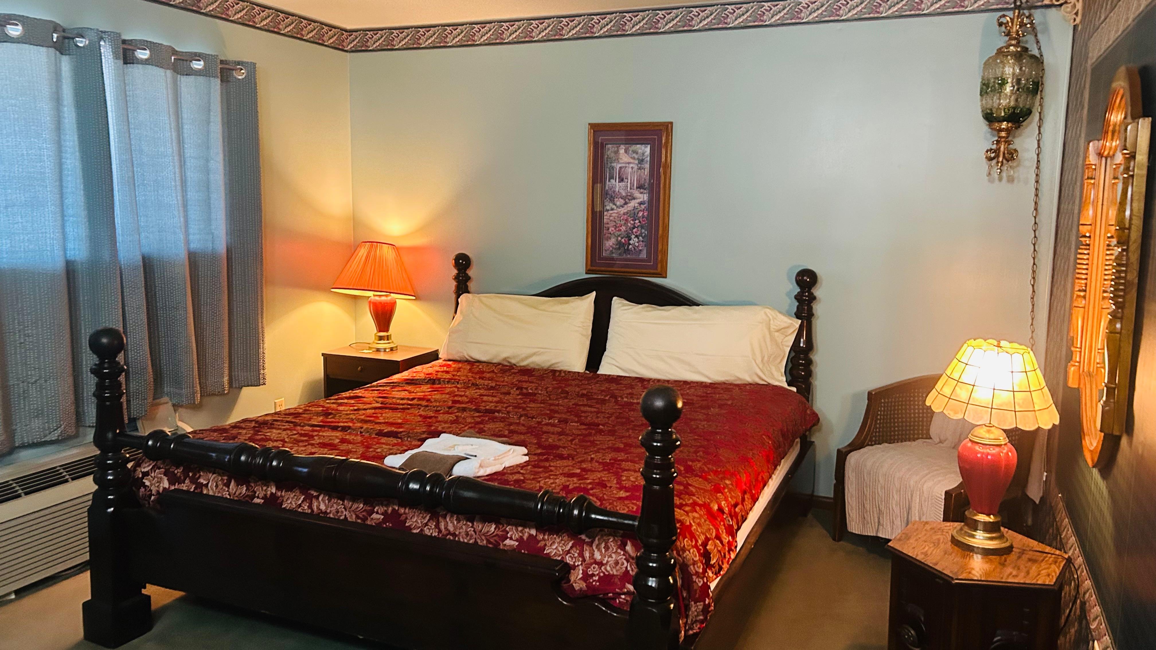 Victorian Inn Motel & Suites 11/48