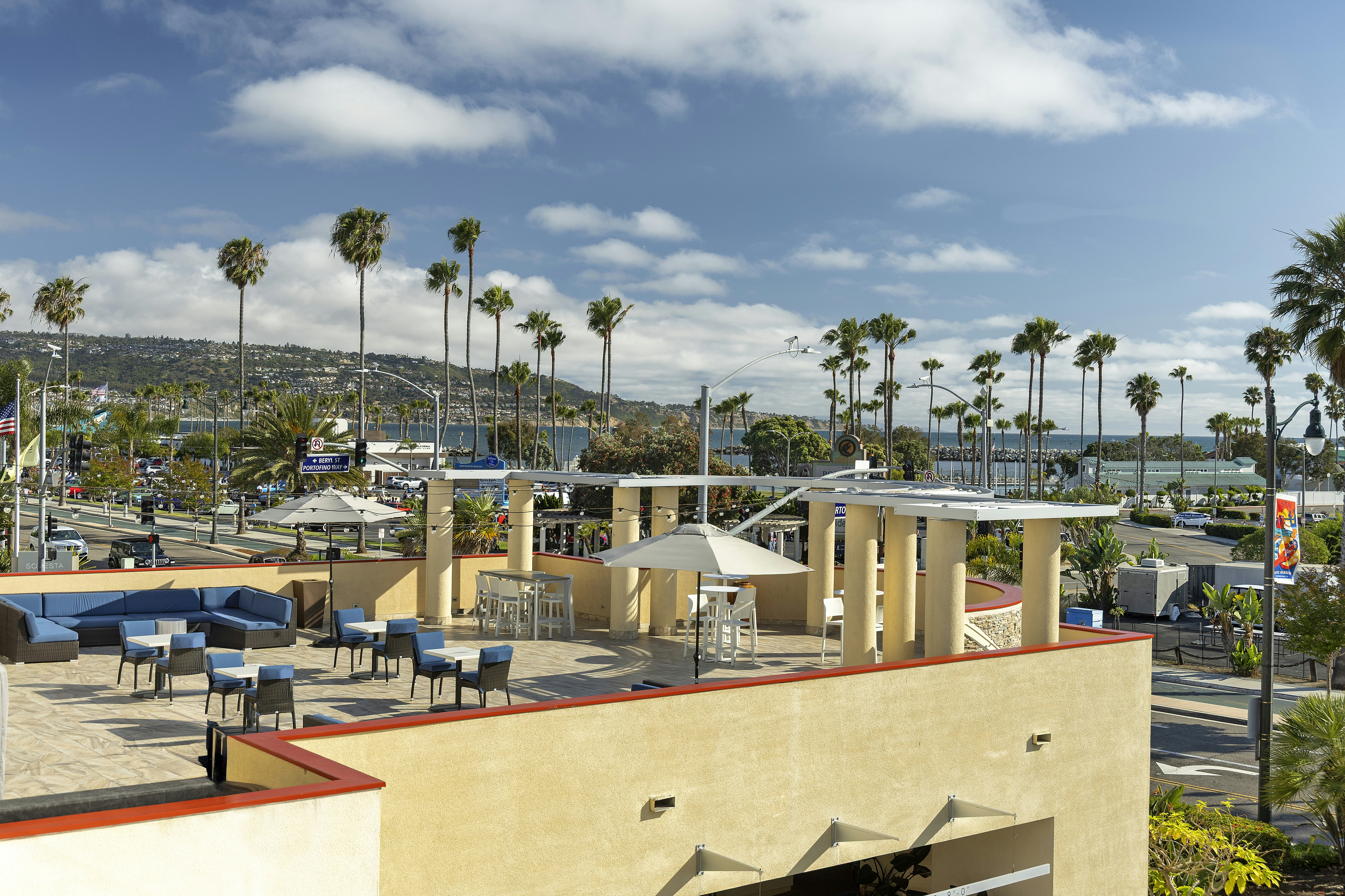Redondo Beach Hotel Tapestry Collection By Hilton 67/76