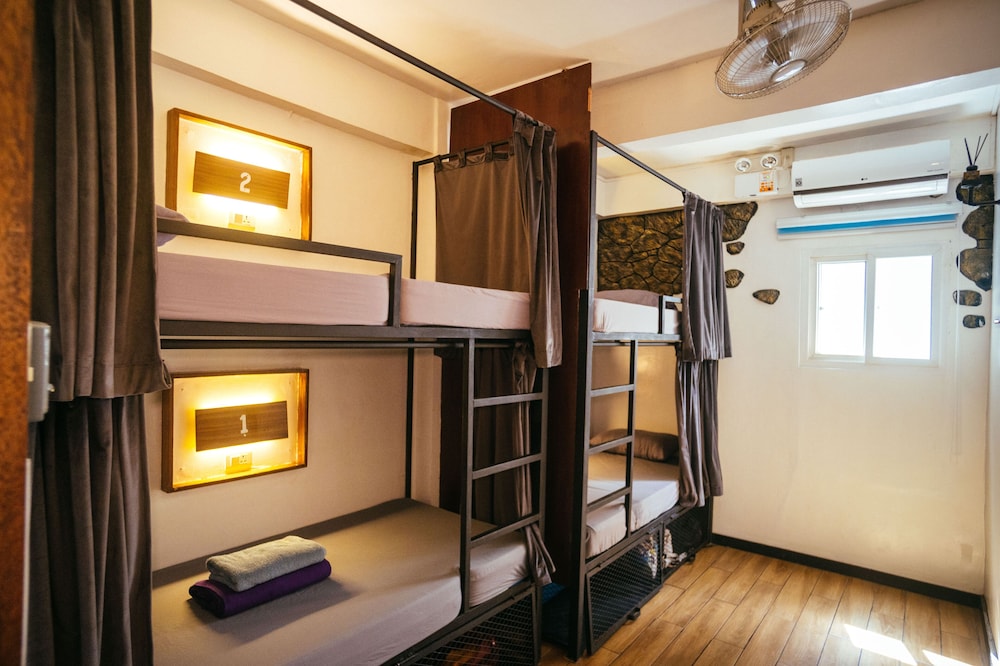 Outpost Beach Hostel - Adults Only 21/57