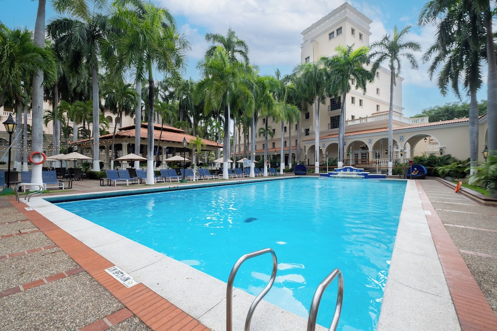 El Prado Hotel 62/62