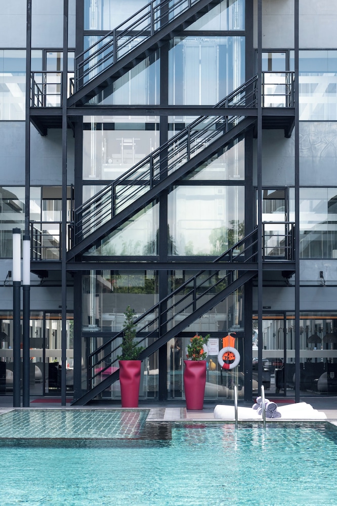 S Ratchada Leisure Hotel in BANGKOK