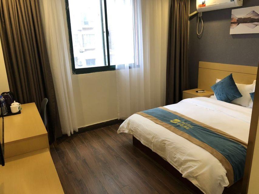 BUSINESS, DOUBLE BED